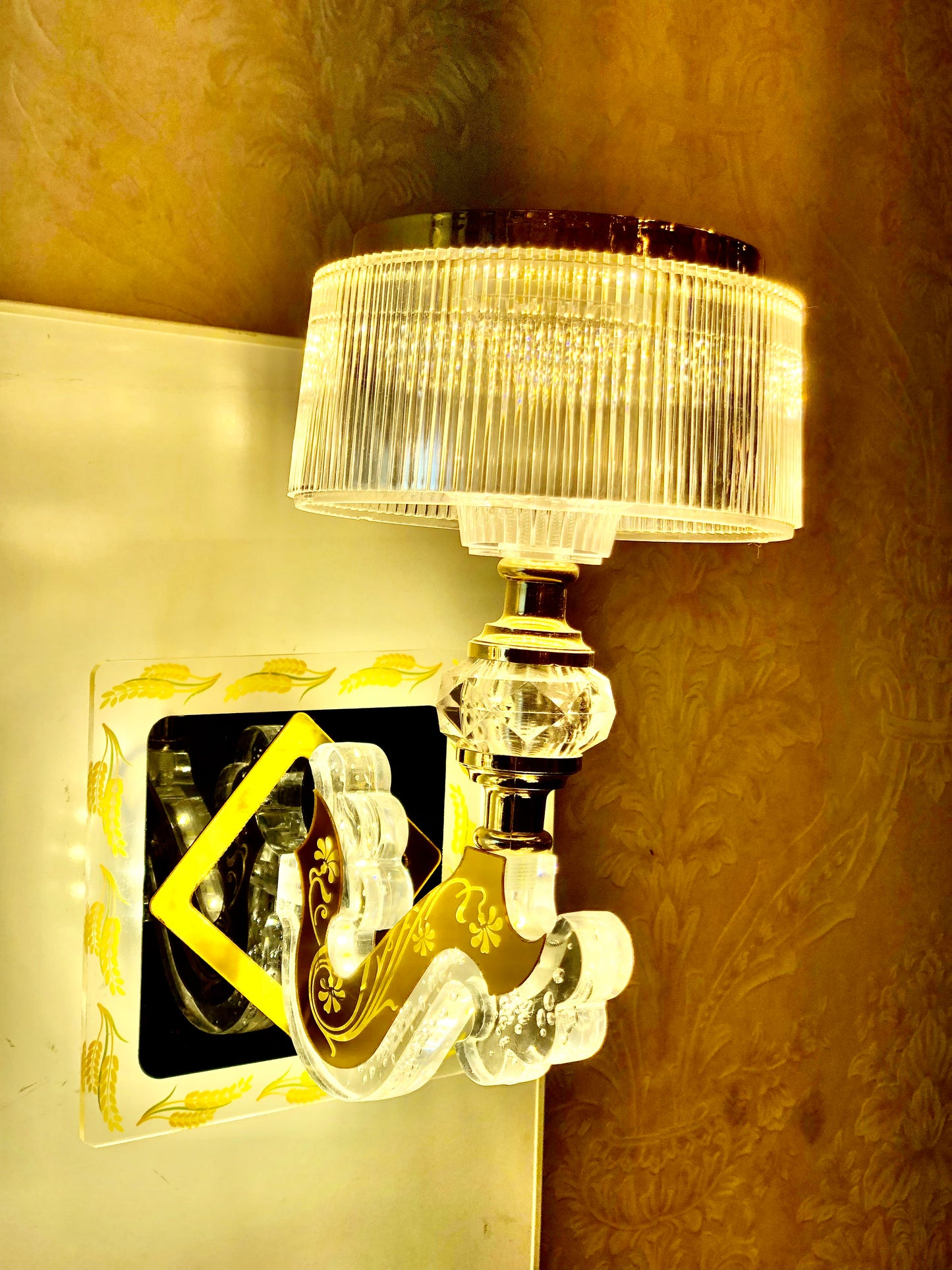 SKU : 413 - Triple light crystal Wall light (m3)