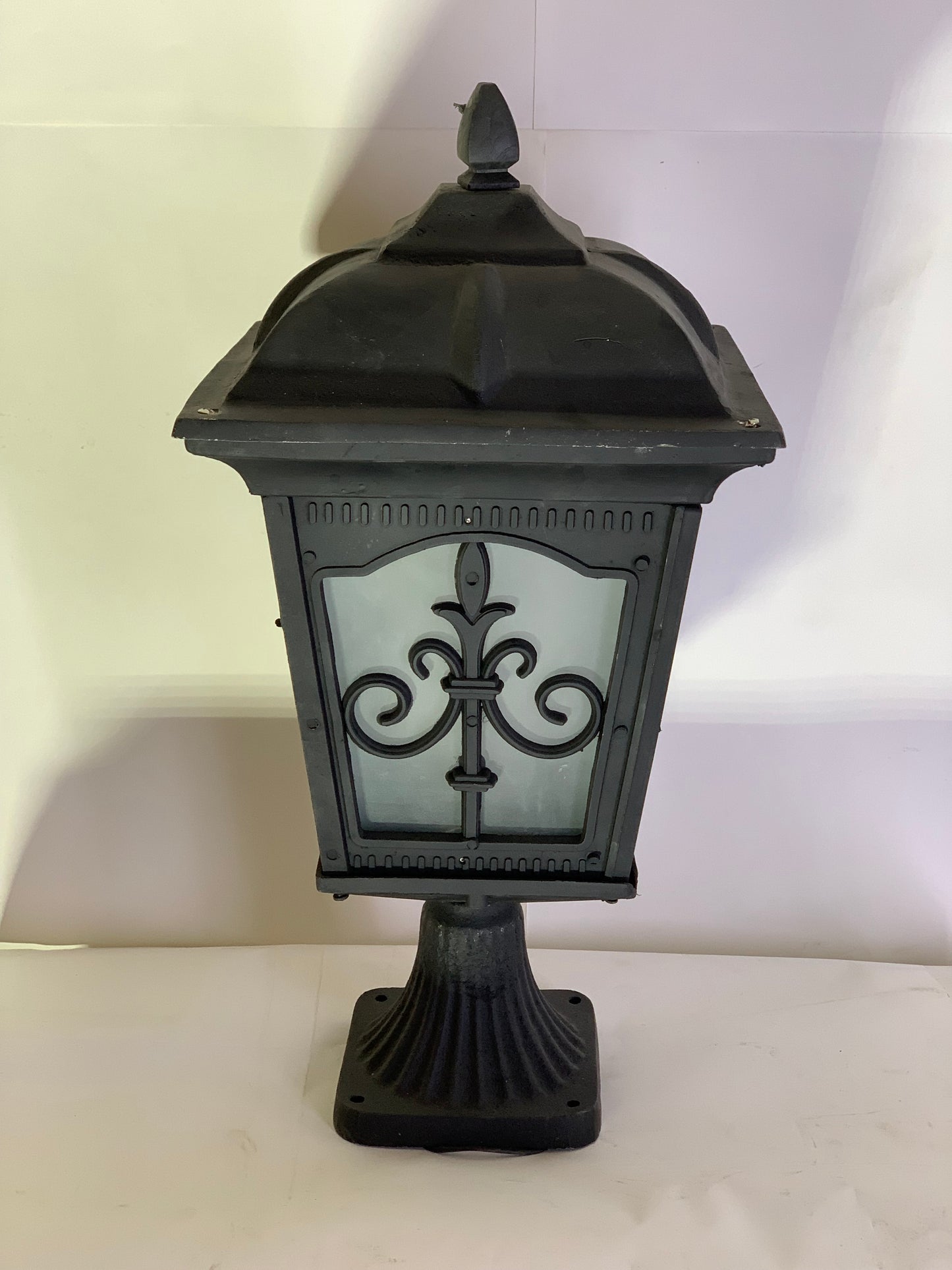 SKU - 210 : Metallic Metro Style gate Light (2)