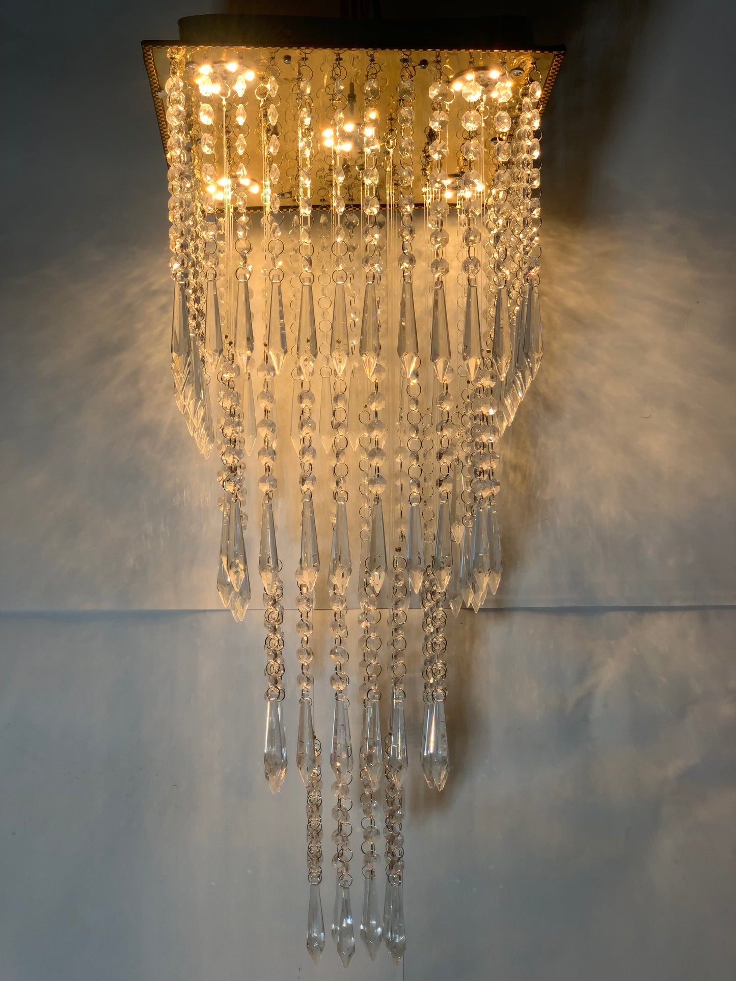 SKU: 335-Pen crystal Chandeleier