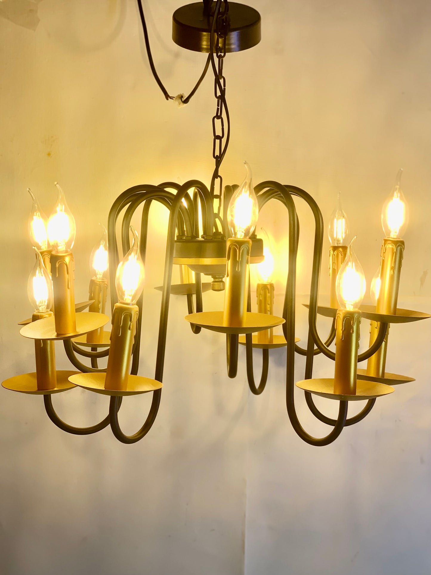 SKU: 341- 12 Light candle Chandelier Metal