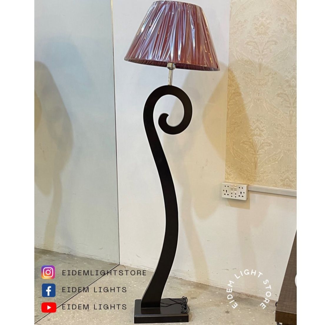 SKU : 129 - '9' Type Floor lamp