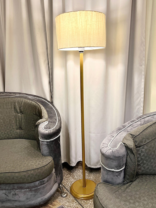 SKU : 102d - Straight Golden metal floor lamp