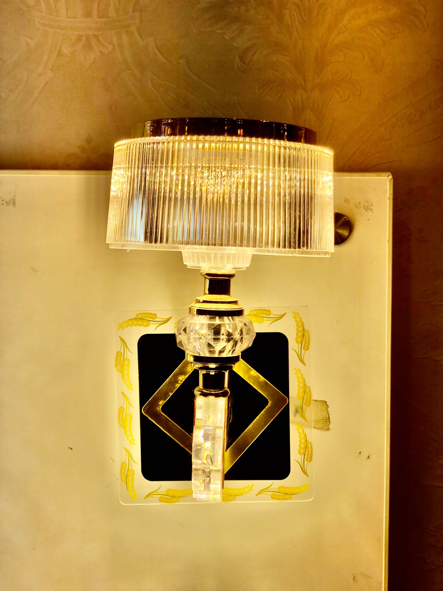 SKU : 413 - Triple light crystal Wall light (m3)