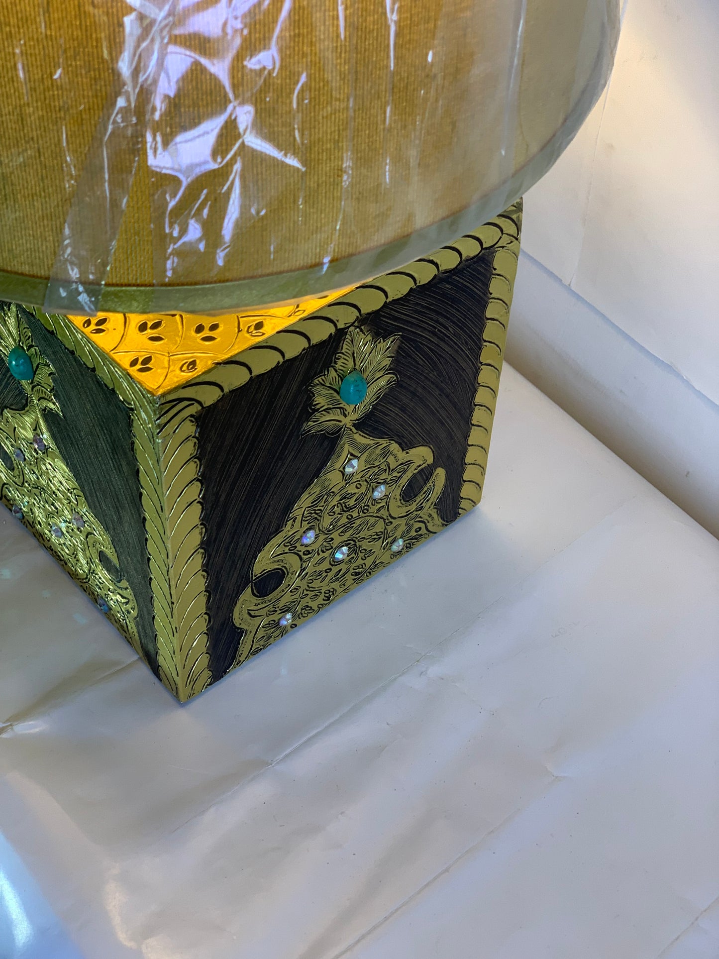 SKU : 022 -Handmade Golden Box Table lamps