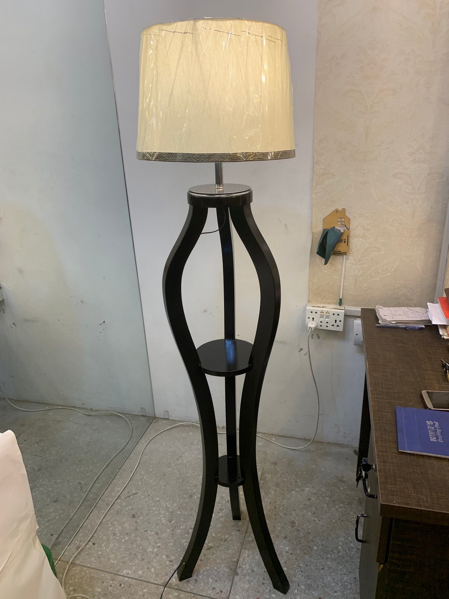 SKU : 133 - Rack Double Floor lamp