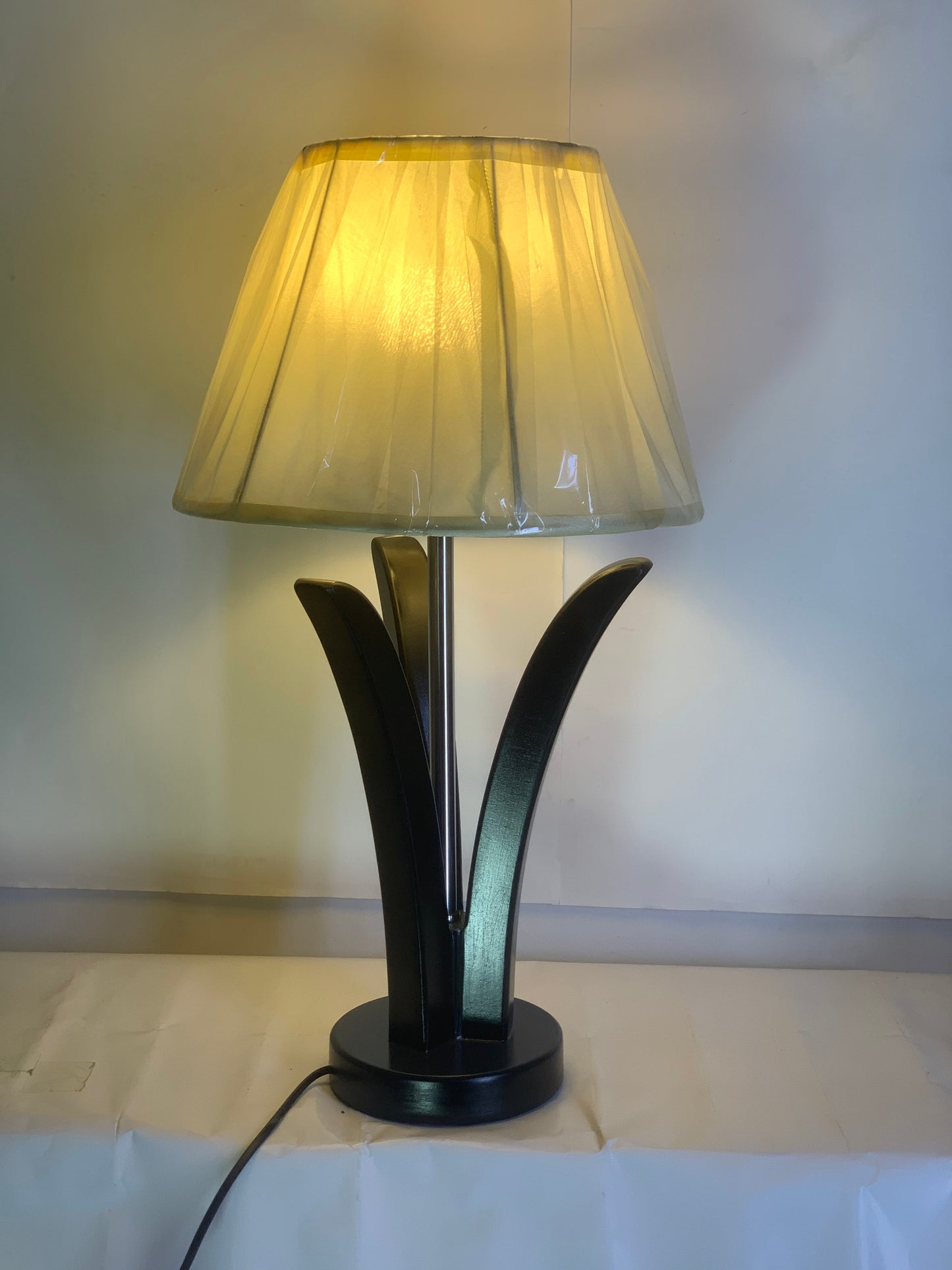 SKU : 018 -Wooden Flower Table lamps